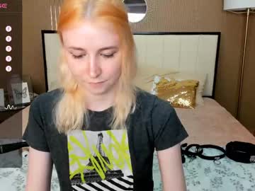Fleximona Chaturbate stream image from June 29, 2025