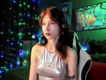 Carmilamoon Chaturbate stream image from June 29, 2025