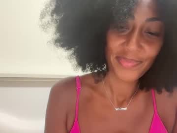Jowly10 Chaturbate stream image from June 29, 2025