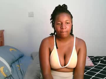 Midnight_Aura Chaturbate stream image from June 29, 2025