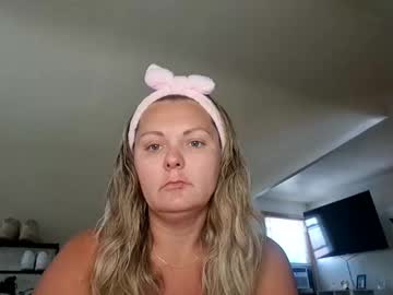 Brittanybby23 Chaturbate stream image from June 29, 2025
