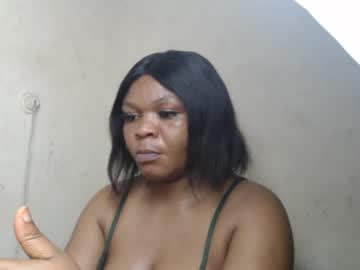Cumxslutx Chaturbate stream image from June 29, 2025