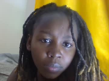 Kittygleam Chaturbate stream image from June 29, 2025
