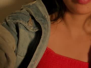 Petitgirl_ Chaturbate stream image from June 29, 2025