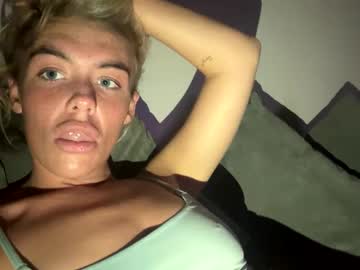 Blondie394200 Chaturbate stream image from June 29, 2025