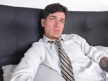 Liamduvall Chaturbate stream image from June 29, 2025