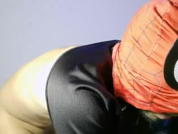Geekylust Chaturbate stream image from June 30, 2025