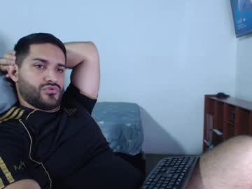 Alonxoo Chaturbate stream image from June 30, 2025