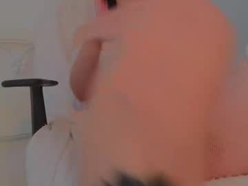 2b_ Chaturbate stream image from June 30, 2025