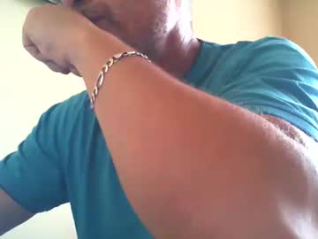 Lecsucsi Chaturbate stream image from June 30, 2025