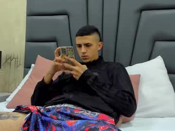 Luxuryous_Tentaxxx Chaturbate stream image from June 30, 2025