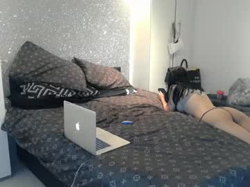 Oliviababyxoxo Chaturbate stream image from June 30, 2025