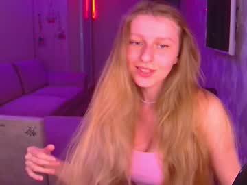 Amaliaqueen999 Chaturbate stream image from June 30, 2025