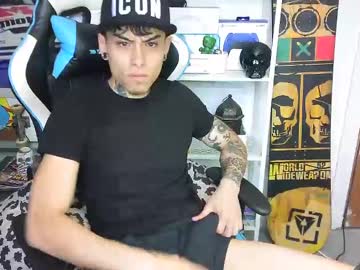 Jeiy_Mo Chaturbate stream image from June 30, 2025