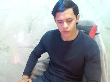 Theknight_Ken Chaturbate stream image from June 30, 2025
