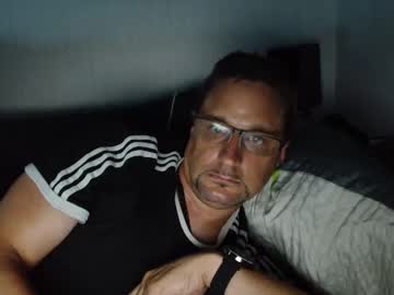 Wirzwei8883 Chaturbate stream image from June 30, 2025