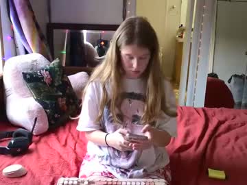 Bbyalice18 Chaturbate stream image from June 30, 2025