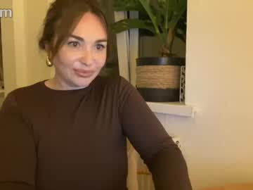Mirqa Chaturbate stream image from June 30, 2025