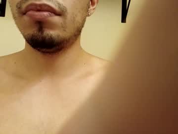 Aaronlovez2398 Chaturbate stream image from July 01, 2025