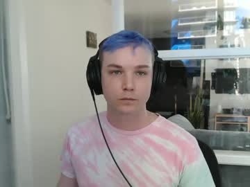 Goodboibb2001 Chaturbate stream image from July 01, 2025