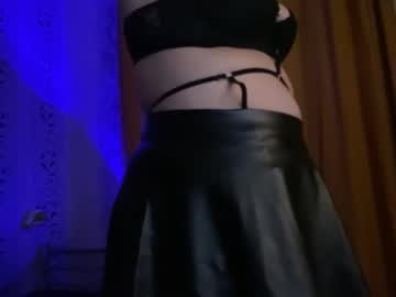 Annaliss1 Chaturbate stream image from July 01, 2025