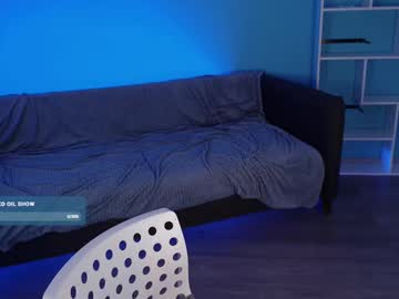 Darling__Oliver Chaturbate stream image from July 01, 2025