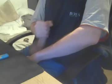 Johnot1998 Chaturbate stream image from July 01, 2025