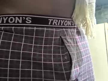 Torso_Hh Chaturbate stream image from July 01, 2025