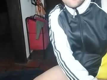 Carlos88bbb Chaturbate stream image from July 01, 2025