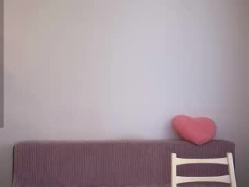 Elvaxoxo_ Chaturbate stream image from July 01, 2025