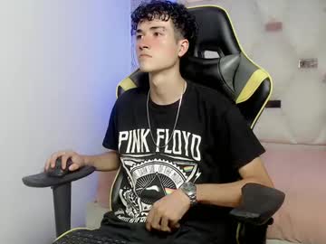 Johnny_Cagee Chaturbate stream image from July 01, 2025