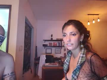 Kinkynest Chaturbate stream image from July 01, 2025