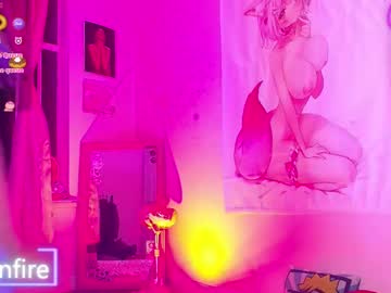 Moonfiredance Chaturbate stream image from July 01, 2025