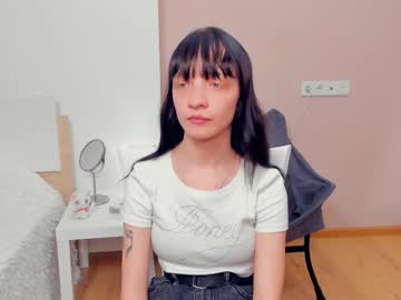 Catherinehazlett Chaturbate stream image from July 01, 2025