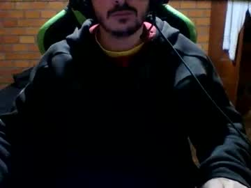 Samsfeett Chaturbate stream image from July 01, 2025