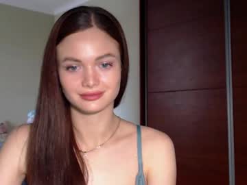 Beauty_Fruity Chaturbate stream image from July 01, 2025