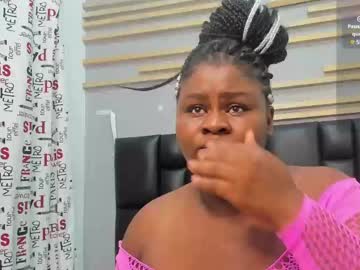 Krystalcatro Chaturbate stream image from July 01, 2025