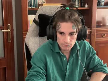Cryptojoxxeph Chaturbate stream image from July 01, 2025