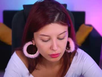 Nicolemoonn Chaturbate stream image from July 01, 2025