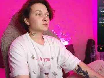 Esajukyy Chaturbate stream image from July 01, 2025