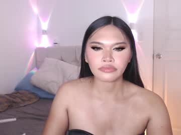 Trixiecumx Chaturbate stream image from July 01, 2025