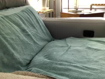 Love2jerk812 Chaturbate stream image from July 01, 2025