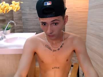 Biggy_Rains Chaturbate stream image from July 01, 2025