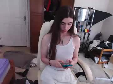 Snowwyjay Chaturbate stream image from July 01, 2025
