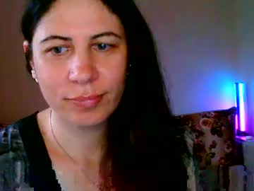 Elyza02 Chaturbate stream image from July 01, 2025