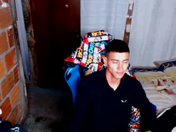 Flacolatind Chaturbate stream image from July 01, 2025