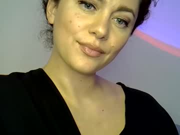 Krizzy1 Chaturbate stream image from July 01, 2025