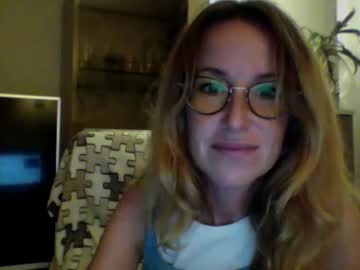 Olyra11 Chaturbate stream image from July 01, 2025