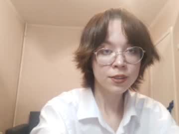 Shy_Kiss_Twinkle_Bloop Chaturbate stream image from July 01, 2025