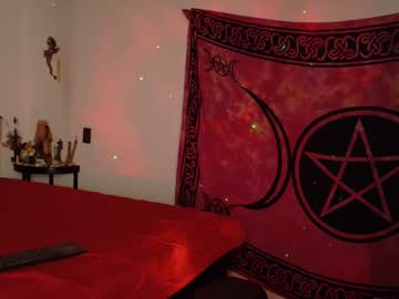 Clara_Freyja9 Chaturbate stream image from July 01, 2025